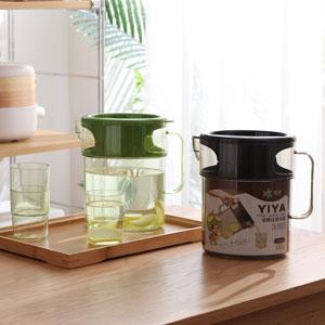 Plastic Pitcher with Lid Filter Spout Handle 2.5L and Cup Set